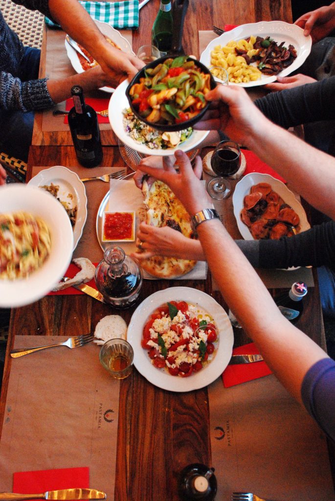 une table israélienne