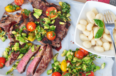 אנטריקוט עם סלסה פיקנטית